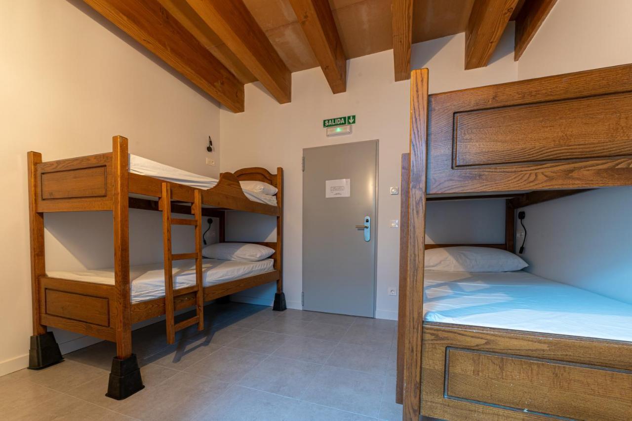 Lorentx Aterpea Hostel *